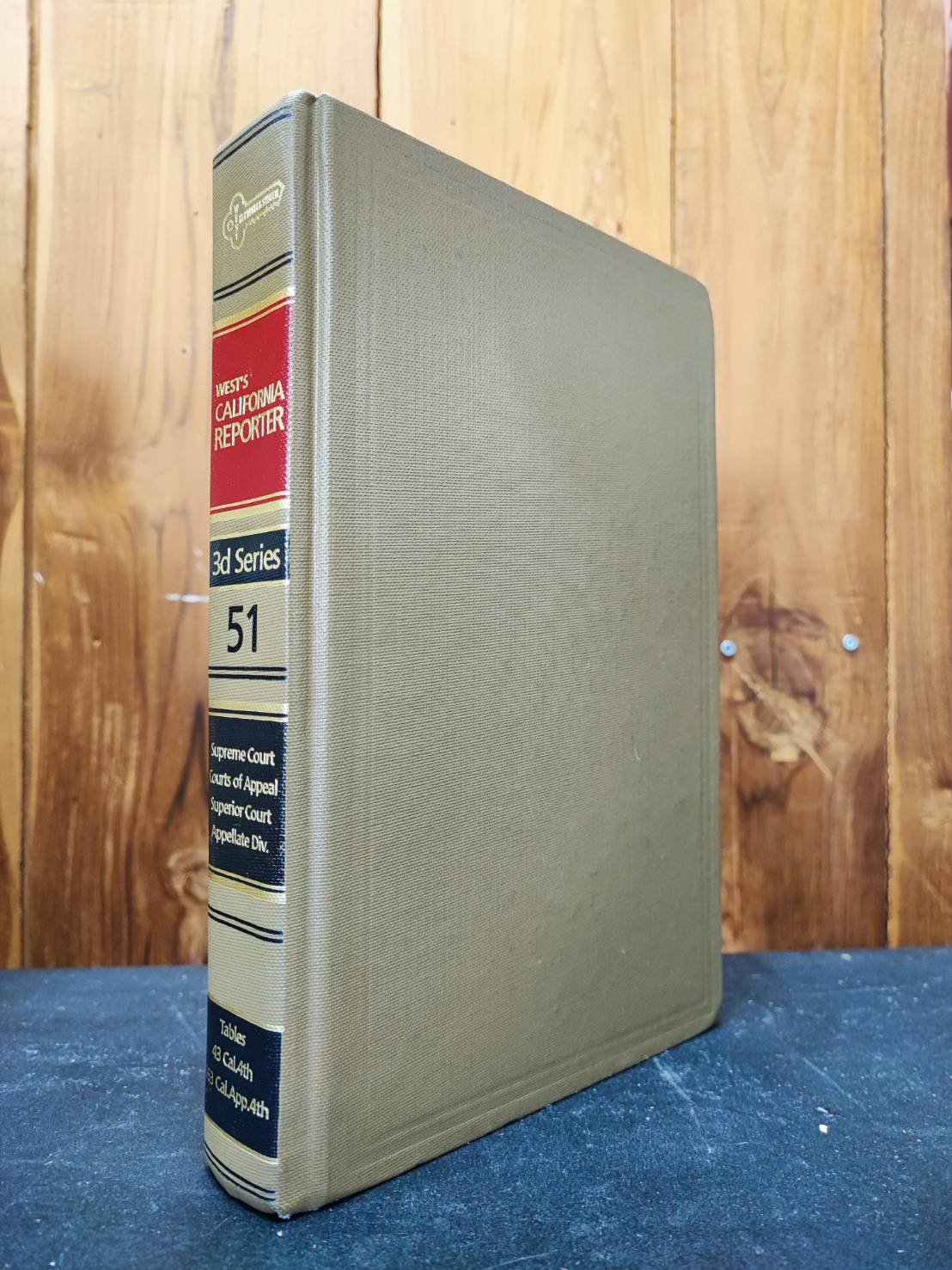 洋書　カーキ　鍵マーク　”５１”