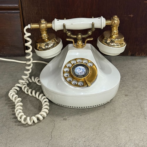 ＴＥＬ　ホワイト　ダイアル式　城イラスト