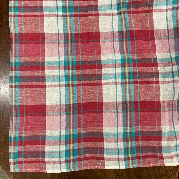 マルチカバー　レッド系マドラスチェック